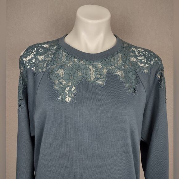 Lush Cold Shoulder Lace Detail Crewneck Sweater Size Small - Picture 15 of 15